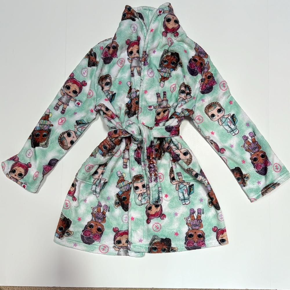NWOT LOL Surprise House Coat/Robe, Cozy, 2 Pockets, Loop for hanging up, Belt!